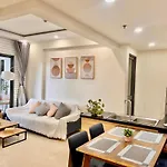 Nice Masteri Thaodien Apt Near Landmark 81 2Brs