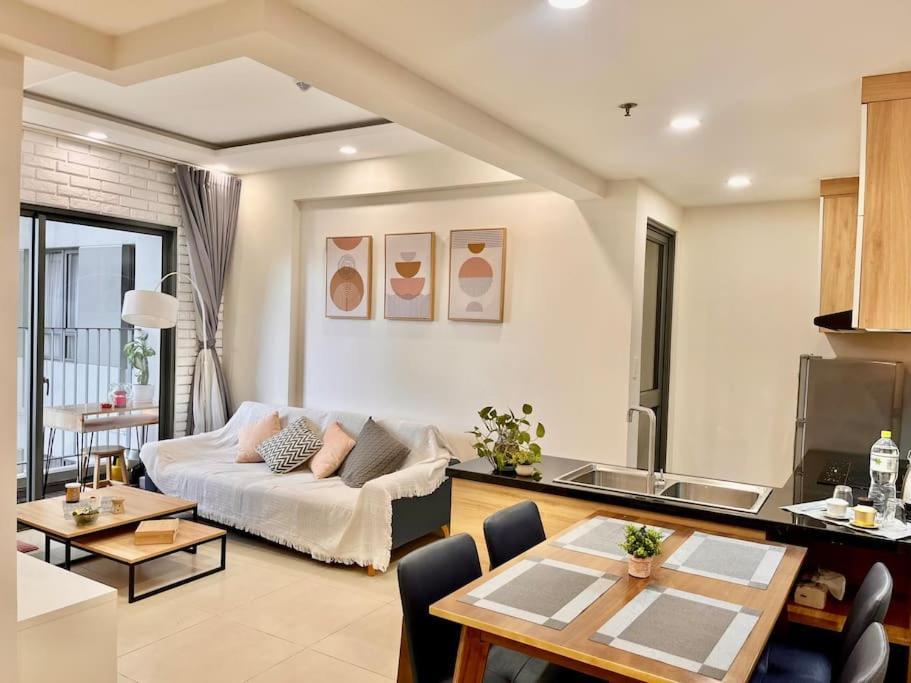 Masteri Thaodien Near Landmark 81 2brs Căn hộ *