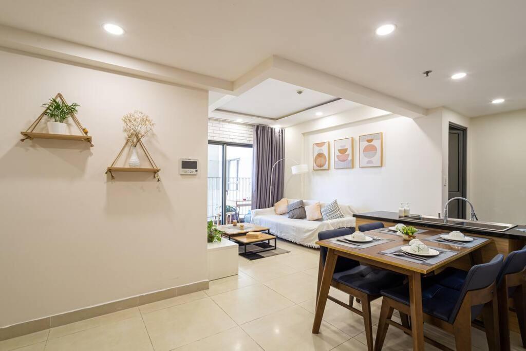 Masteri Thaodien Near Landmark 81 2brs